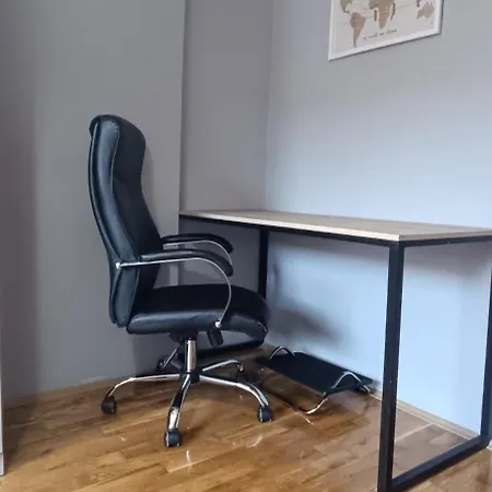 Spacious Modern With Private Parking * Skopje