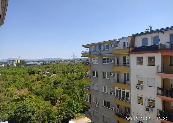 Appartement Spacious Modern With Private Parking